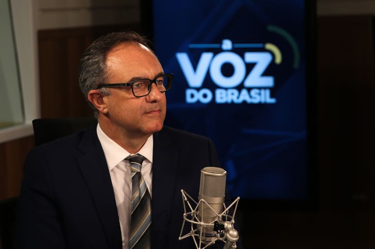 O secretário Nacional dos Direitos da Criança e do Adolescente,Maurício Cunha, participa do programa A Voz do Brasil
