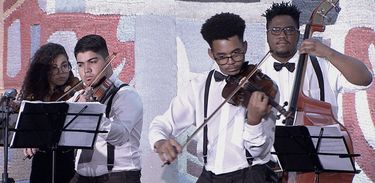  Jovens tocaram com renomados músicos e até na sede da ONU