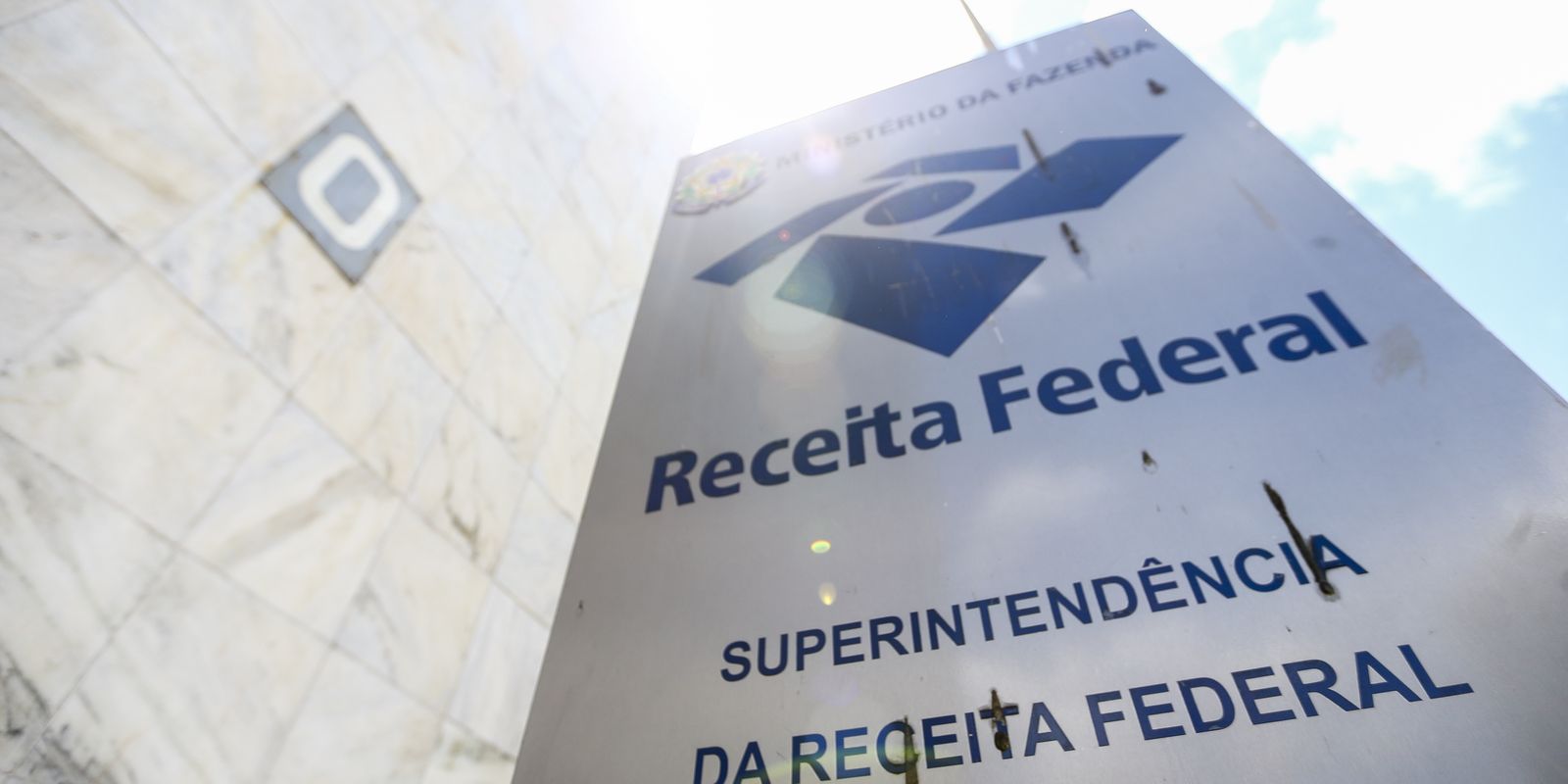 Receita Federal diz que procura por stablecoins cresce no Brasil