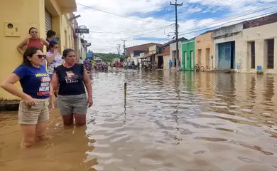 Farias Brito (CE), 09.04.2023 - Rompimento de barragem no sul do Ceará, que afeta o distrito de Cariutaba, na cidade de Farias Brito, Ceará. Foto: Defesa Civil do Ceará