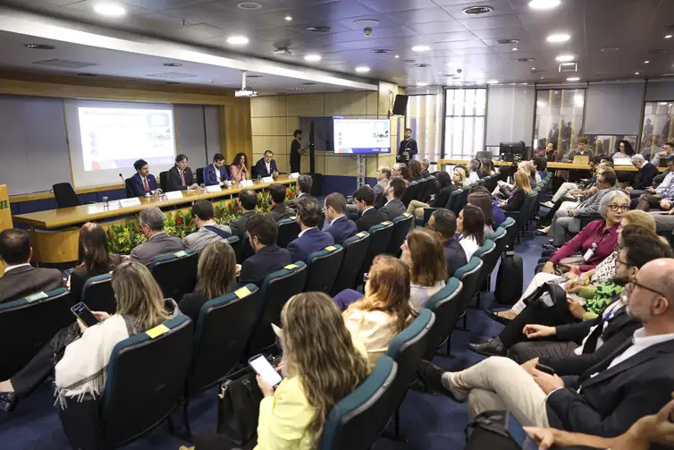 Brasília (DF), 01/07/2026 - O Ministério das Comunicações, a Agência Nacional de Telecomunicações (Anatel) e a Empresa Brasil de Comunicação (EBC) apresentam os resultados do programa Brasil Digital, iniciativa que vem ampliando o acesso da população brasileira à TV pública, educativa e legislativa em sinal digital aberto e gratuito. Foto: Marcelo Camargo/Agência Brasil
