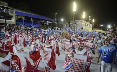 Em Cima da Hora abre os desfiles da Série Ouro do carnaval 2022 na Sapucaí