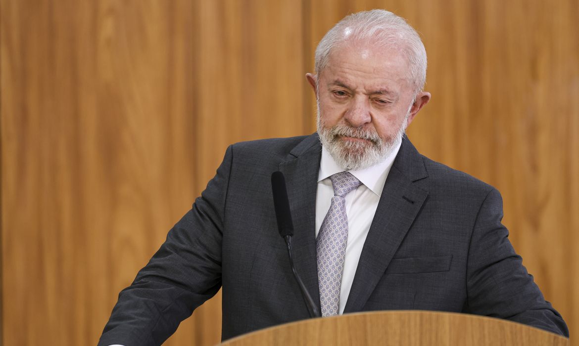 Brasília (DF), 19/02/2025 - O presidente Luiz Inácio Lula da Silva durante entrevista coletiva e cerimônia de assinatura de acordos com Portugal nos setores de saúde, ciência e tecnologia e segurança pública. Foto: Marcelo Camargo/Agência Brasil