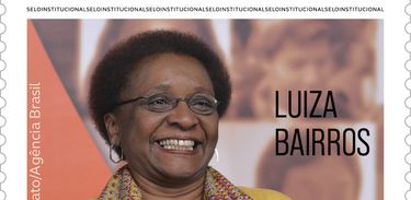 Selo sobre foto - Luíza Barros