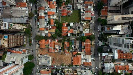 Caminhos da Reportagem - Imagem aérea do Quadrilátero Vilas do Sol, em Pinheiros, na zona oeste de São Paulo