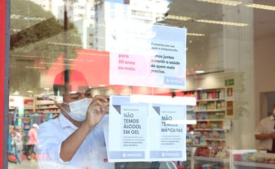 Farmácias continuam funcionando em São Paulo no período de quarentena
