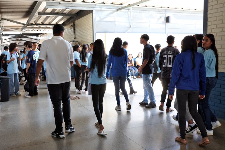 Pé-de-Meia: pagamento da sétima parcela começa nesta segunda