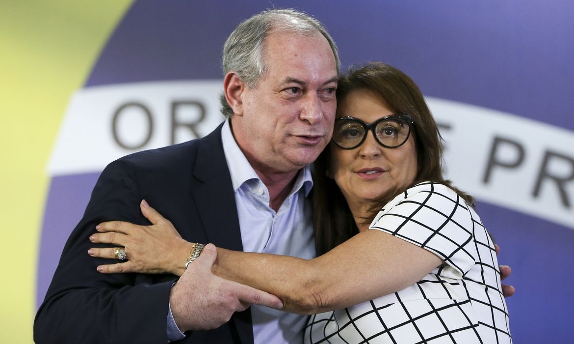 O PDT anuncia a senadora Kátia Abreu (TO) como candidata a vice-presidente na chapa de Ciro Gomes na disputa presidencial da eleição de 2018.