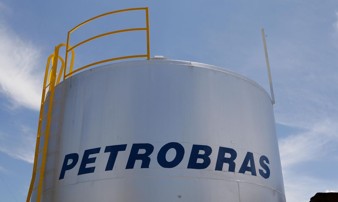 Petrobras divulga nova fase do processo de venda de refinarias | Agência Brasil