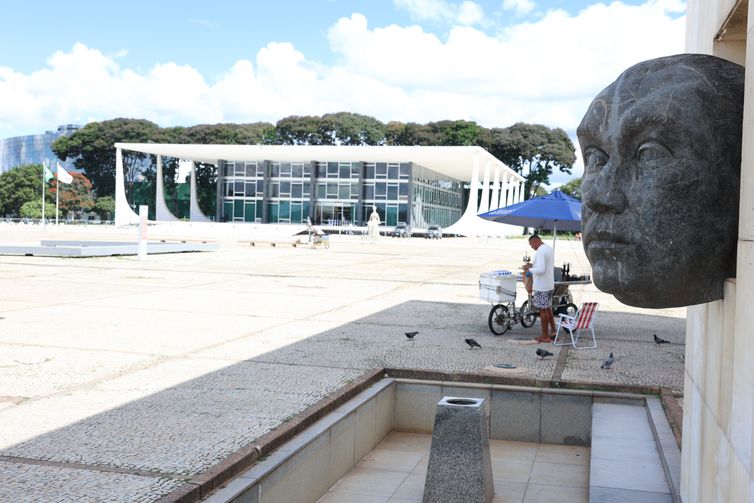 Brasília: Praça dos Três Poderes passará por revitalização