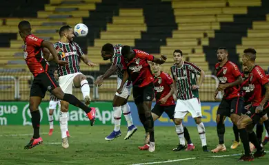 Fluminense, Athético-PR, brasileiro