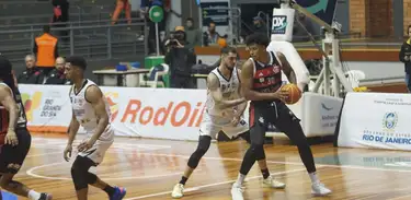 Caxias do Sul 63 x 86 Flamengo