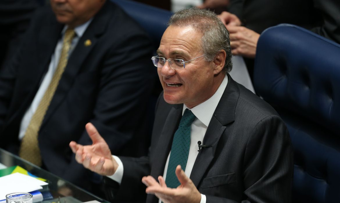 Brasília - Votação do processo de impeachment de Dilma Rousseff no plenário do Senado, dirigida pelo senador Renan Calheiros  (Fabio Rodrigues Pozzebom/Agência Brasil)