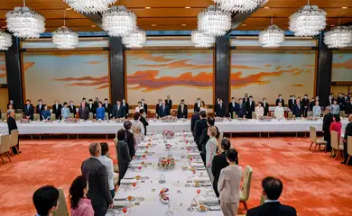 Presidente da República, Luiz Inácio Lula da Silva, durante jantar oferecido por Suas Majestades Imperiais, o Imperador Naruhito e a Imperatriz Masako, em homenagem ao Presidente da República e à Senhora Janja Lula da Silva. Palácio Imperial, Tóquio - JP.

Foto: Ricardo Stuckert / PR