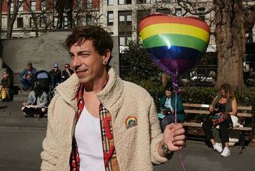 Di Ferrero antecipa comemoração do Dia do Orgulho LGBTI nas redes sociais