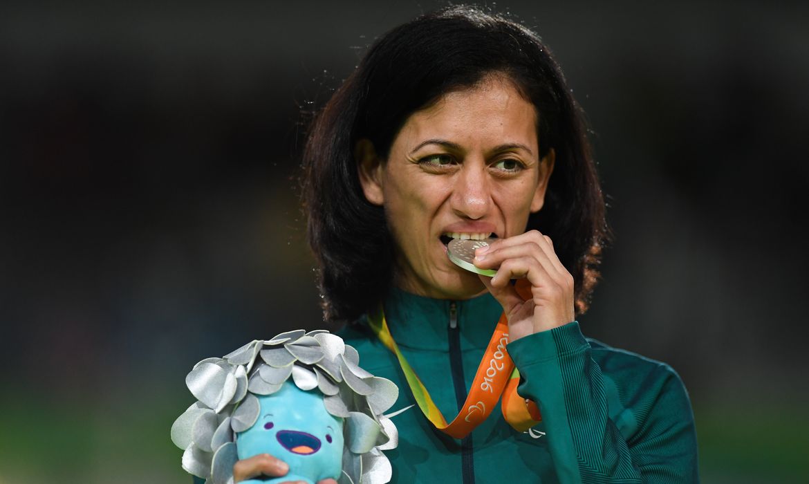 Rio de Janeiro - A judoca brasileira Lúcia Araújo Teixeira ganhou a prata na disputa com a ucraniana Inna Cherniak, que ficou com o ouro na categoria até 57 quilos, na Paralimpíada (Tânia Rêgo/Agência Brasil)