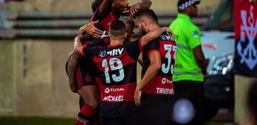 Cabofriense 1 x 4 Flamengo