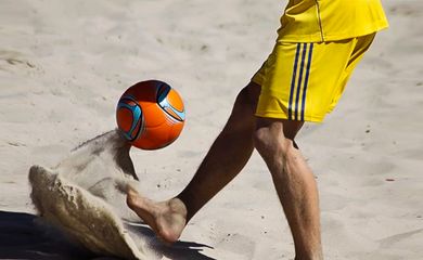 1º Mundial de Futebol de Areia Raiz