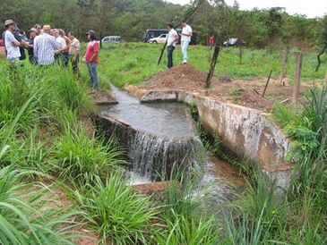 Projeto &quot;Produtor de Água da Bacia do Piriripau&quot; - http://www.sudeco.gov.br/noticias/