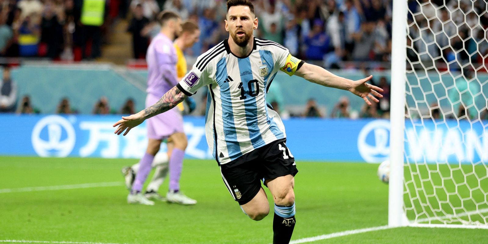 Avec le drame, l’Argentine bat l’Australie et affronte les Pays-Bas