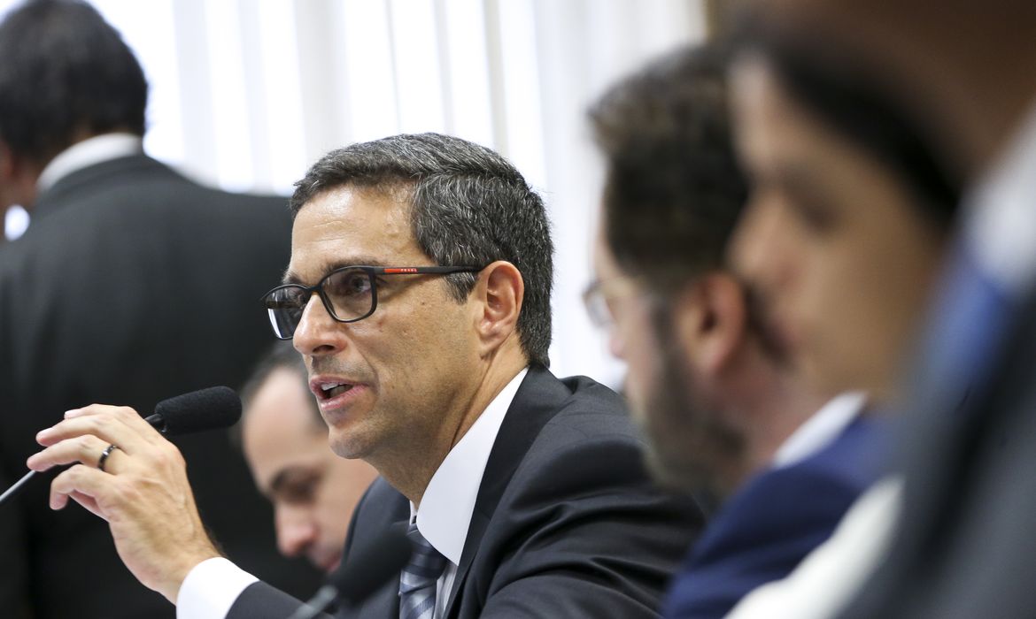 O economista Roberto de Oliveira Campos Neto, indicado pela Presidência da República para o cargo de presidente do Banco Central, durante sabatina na Comissão de Assuntos Econômicos (CAE) do Senado.
