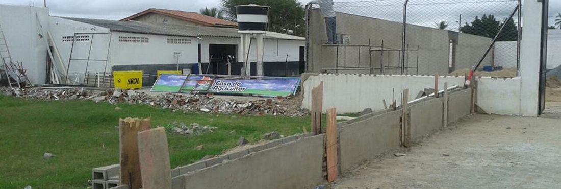 Obras no estádio Presidente Vargas, em Campina Grande