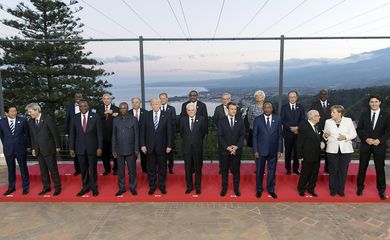Reunidos na Itália, os membros do G7 - Reino Unido, Estados Unidos, Canadá, Japão, Itália, Alemanha e França - discutiram vários temas mundiais