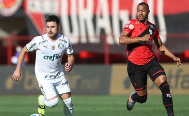 Palmeiras vence Atletico-GO