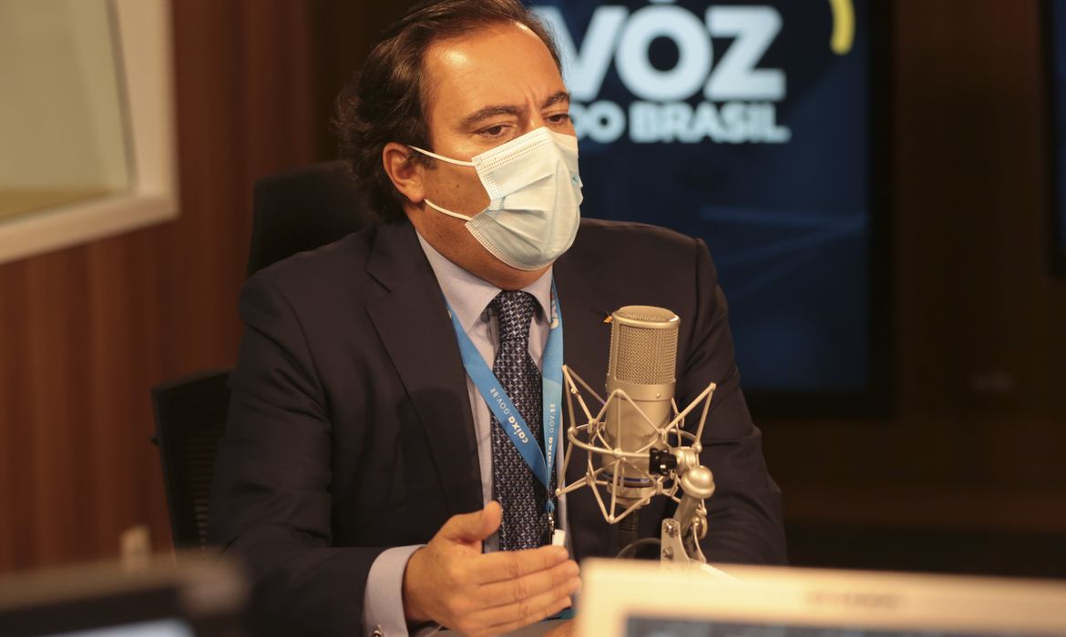 O presidente da Caixa Econômica Federal, Pedro Guimarães, participa do programa A Voz do Brasil