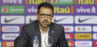 Ramon Menezes – técnico da seleção brasileira