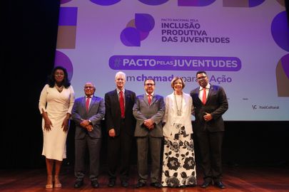 São Paulo (SP), 11/12/2023 - O ministro do Trabalho e Emprego, Luiz Marinho, participa do lançamento do Pacto Nacional pela Inclusão Produtiva das Juventudes: Um chamado para a ação, no Itaú Cultural. Foto: Rovena Rosa/Agência Brasil