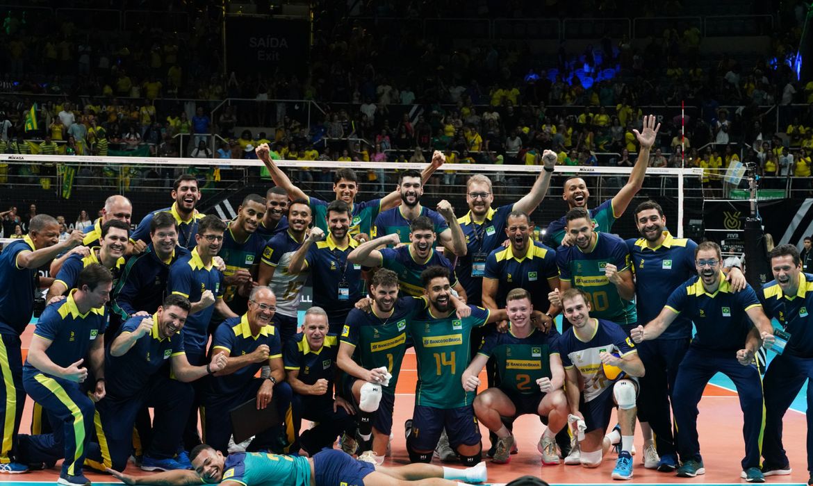 Brasil vence o Catar na abertura do Pré-Olímpico masculino de vôlei