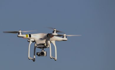 Drone é usado para monitoramento no campo e nas cidades