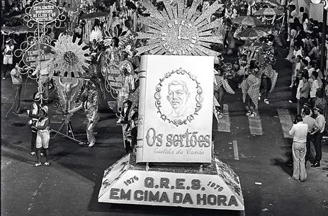 Escolas de samba foram espaço de resistência à repressão da ditadura.  - Escola de Samba Em Cima da Hora - Os Sertões. Foto: Cola na História