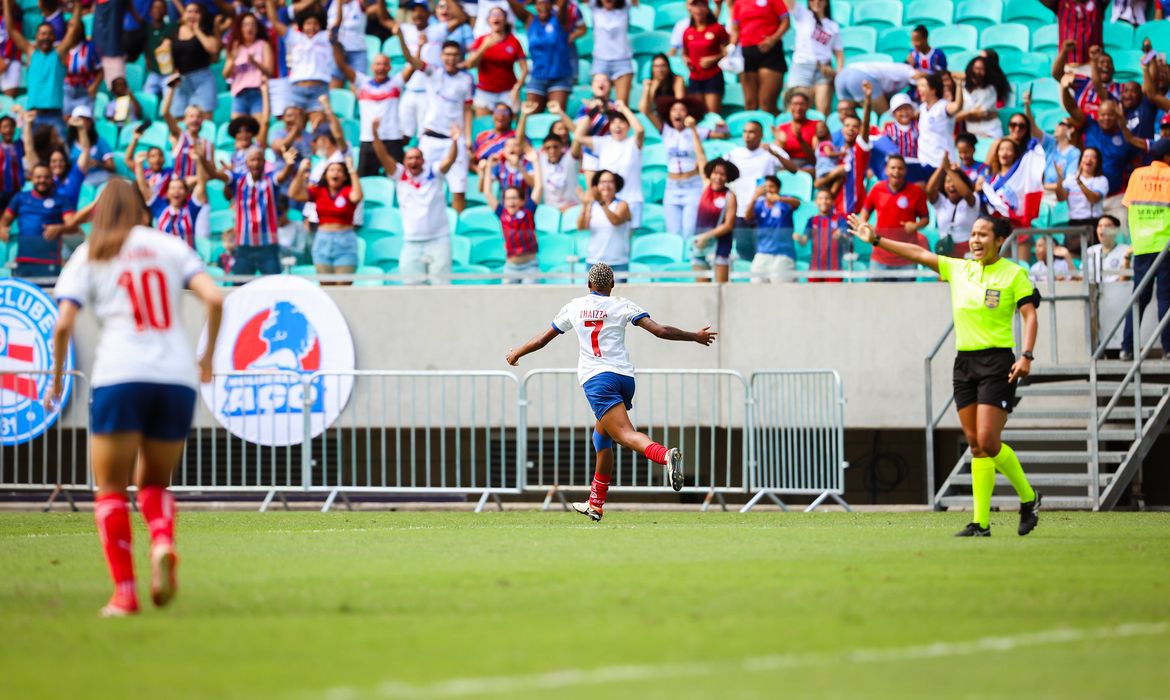 Letícia Martins/EC Bahia/Direitos Reservados bahia, ferroviária, brasileiro feminino
