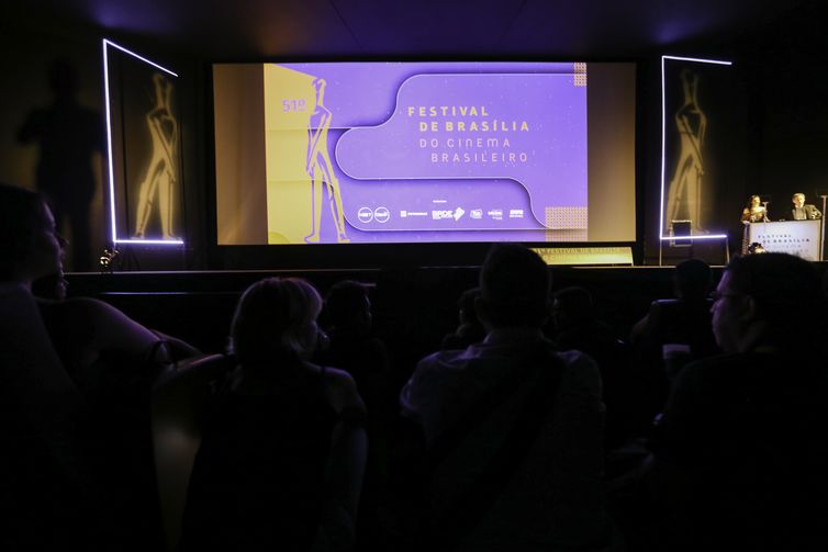 Cerimônia de abertura do 51º Festival de Brasília do Cinema Brasileiro, no Cine Brasília.