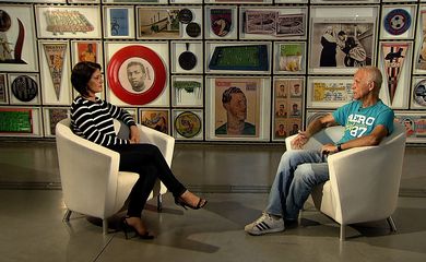 O ex-jogador Ademir da Guia conversa com Roseann Kennedy - Reprodução TV Brasil