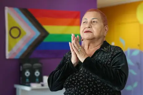 São Paulo (SP), 30/05/2025 - ABr trata do envelhecimento da população LGBT  Tendo em perspectiva o mês do Orgulho LGBTQIA+. Dora Cudignola, 72 anos, mulher lésbica. Foto: Cadu Pinotti/Agência Brasil