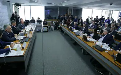 Brasília (DF), 11/09/2025 - Reunião da Comissão Parlamentar Mista de Inquérito do INSS para ouvir o depoimento do ex-presidente do INSS e ex-ministro do Trabalho e Previdência José Carlos Oliveira (Ahmed Mohamad Oliveira Andrade). Foto: Lula Marques/Agência Brasil