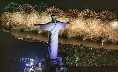 Réveillon 2021/2022 Copacabana Rio de Janeiro - Cristo Redentor