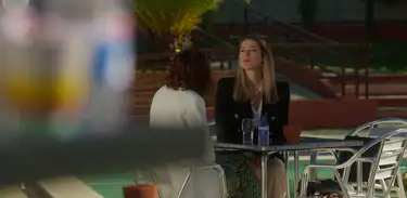 Sangue Oculto - Carolina flagra Vanda e Carmo juntas