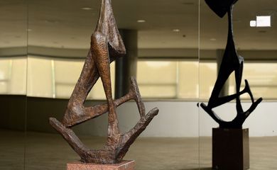 Brasília - A obra O Flautista, de Bruno Giorgi, faz parte do acervo artístico do Palácio do Planalto que reúne 146 quadros e 17 esculturas exposta em áreas públicas do prédio (José Cruz/Agência Brasil)