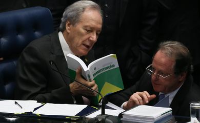 Brasília - O presidente do STF, Ricardo Lewandowisk durante o quinto dia de julgamento final do processo de impeachment da presidenta afastada, Dilma Rousseff, no Senado (Fabio Rodrigues Pozzebom/Agência Brasil)