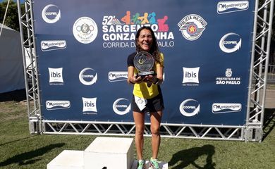 Alvelina, de 61 anos, já conquistou diversos pódios