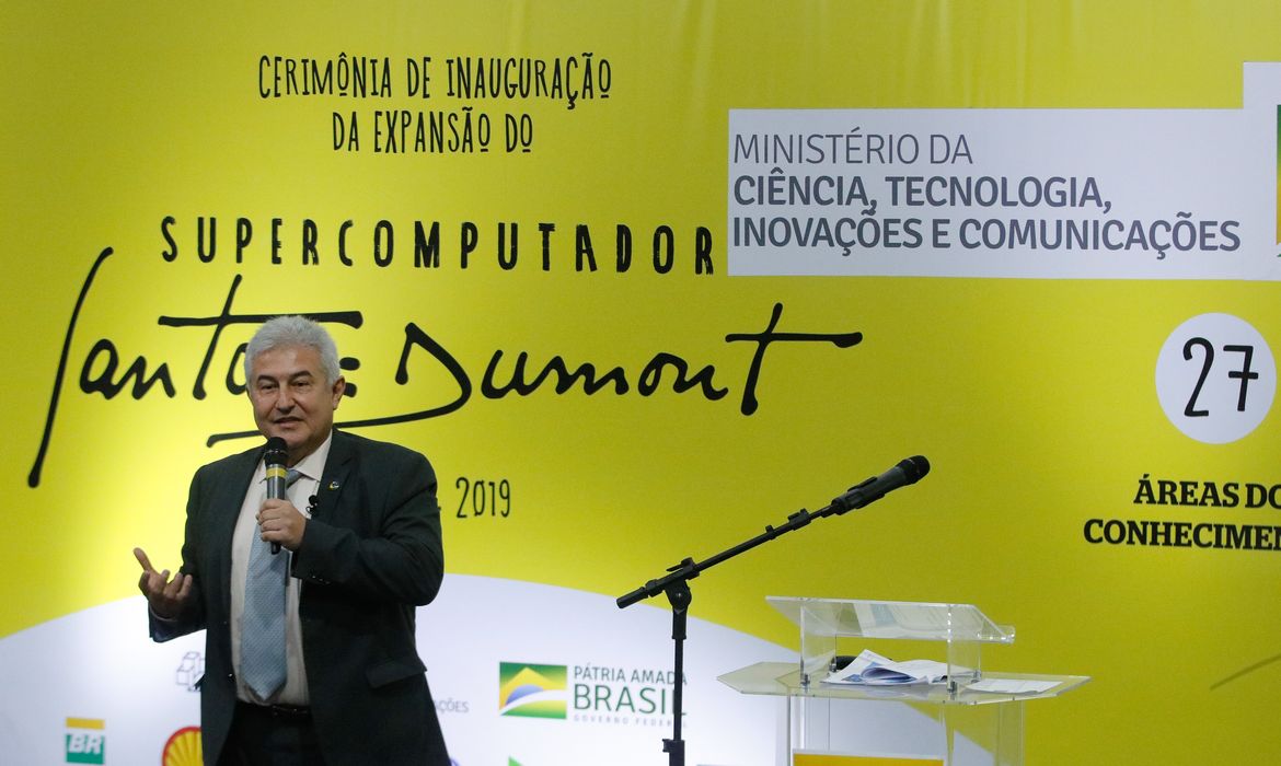  O ministro da Ciência, Tecnologia, Inovações e Comunicações, Marcos Pontes, fala durante cerimônia de inauguração da expansão do supercomputador Santos Dumont, no Laboratório Nacional de Computação Científica (LNCC), em Petrópolis