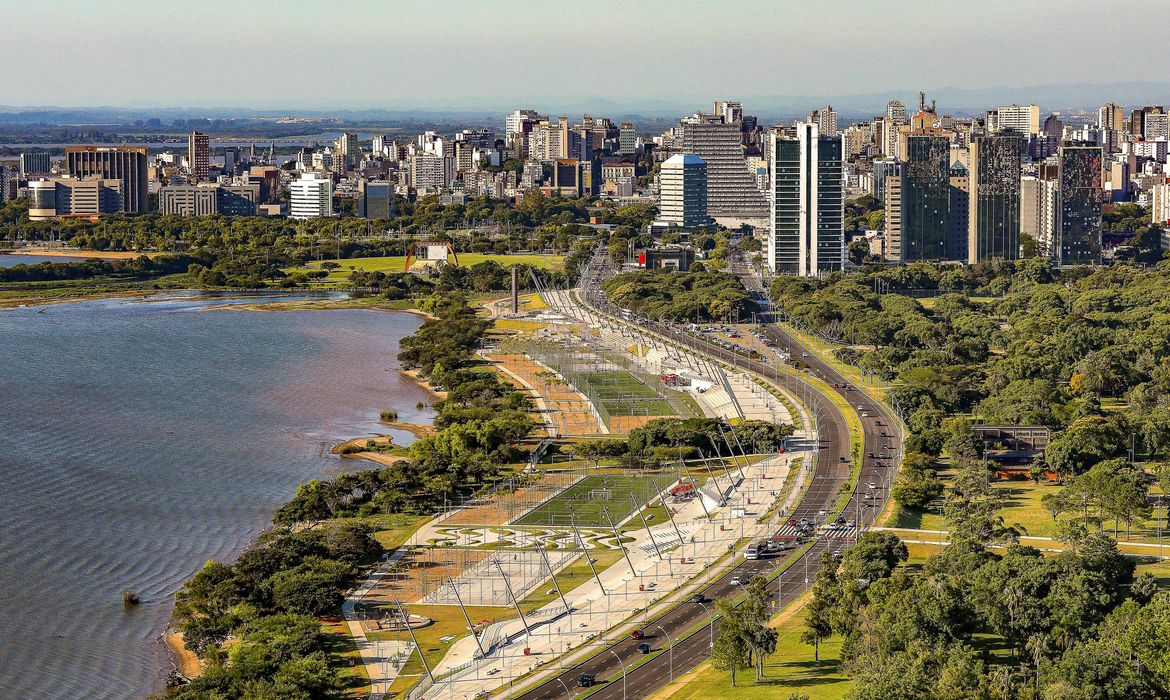 Eleições em Curitiba e Porto Alegre: Desafios Raciais e de Gênero