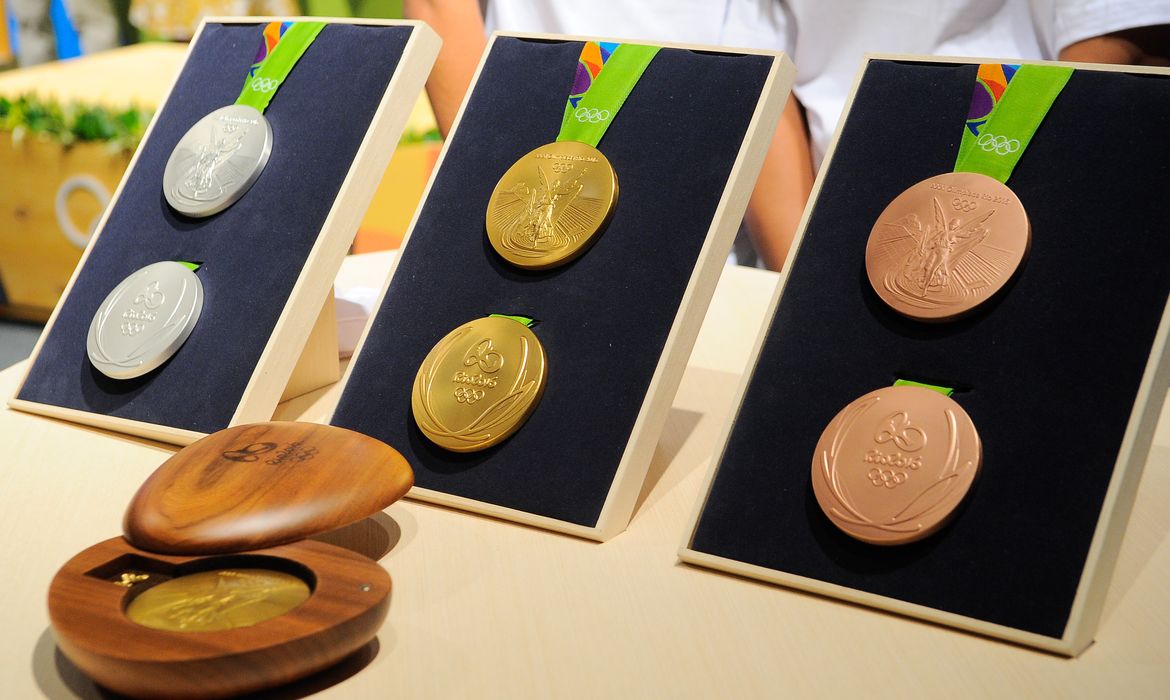 Rio de Janeiro - Comitê Rio 2016 apresenta medalhas olímpicas e paralímpicas (Tomaz Silva/Agência Brasil)