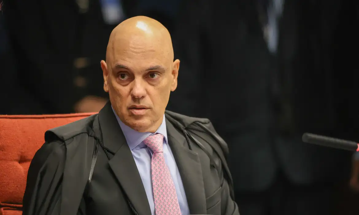 Brasília (DF) 09/09/2025 - O ministro relator Alexandre de Moraes durante sessão da Primeira Turma do Supremo Tribunal Federal (STF) que retoma o julgamento dos réus do Núcleo 1 da trama golpista Foto: Fabio Rodrigues-Pozzebom/ Agência Brasil