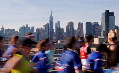 Competidores durante a Maratona da Cidade de Nova York em 2018 - corrida - atletismo
