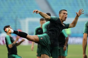 Portugal - Cristiano Ronaldo